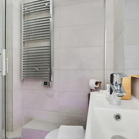 Cmg Jacuzzi - Martyrs/ Bas Montmartre Apartmán Paříž